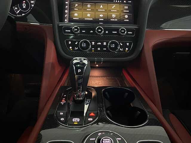 17:Bentley Bentayga, SUV, Cambrian Grey, Bentley Madrid