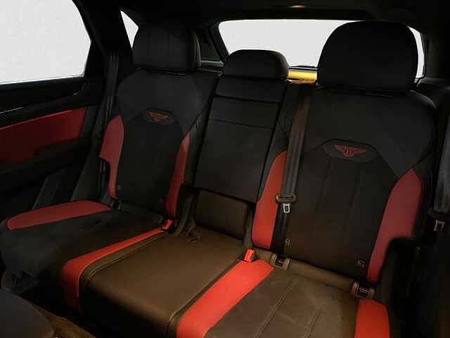 19:Bentley Bentayga, SUV, Cambrian Grey, Bentley Madrid