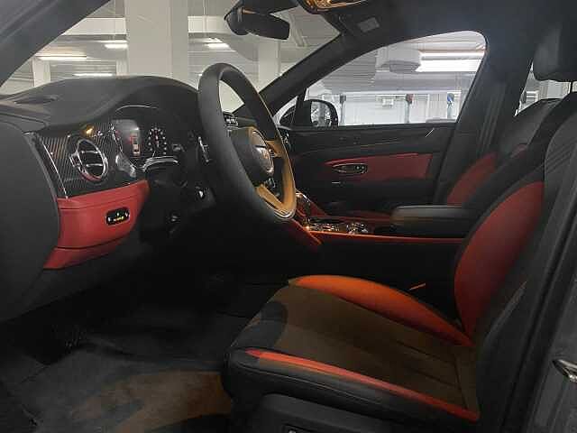 13:Bentley Bentayga, SUV, Cambrian Grey, Bentley Madrid