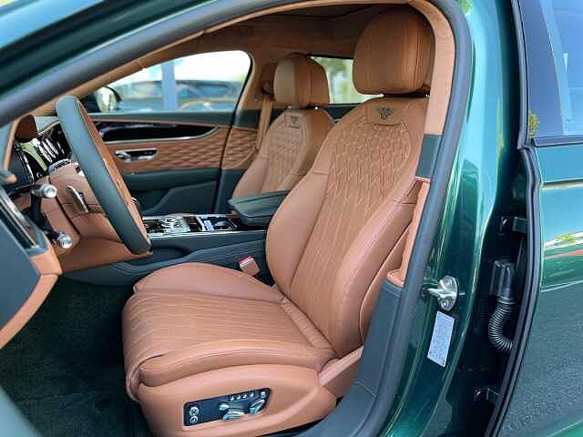 14:Bentley Flying Spur, Saloon, Green, Bentley Madrid