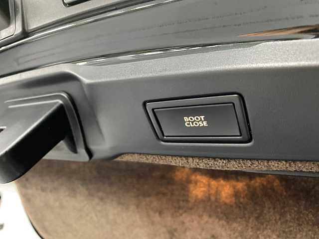 15:Bentley Continental GT, Coupe, Midnight Emerald, Bentley Madrid