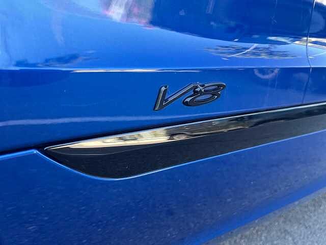 9:Bentley Bentayga, SUV, Black Sapphire over Sequin Blue, Bentley Madrid